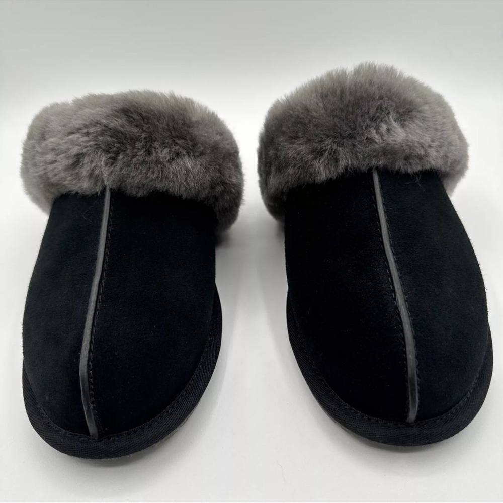 UGG Scuffette II Slippers Women’s Size 7 Black Suede Gray Wool Fur Lined